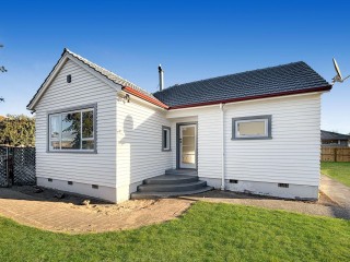 View profile: ARANUI - TWO BEDROOMS, LOGBURNER, GARAGE