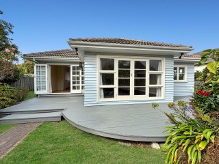 View profile: 3 BEDROOMS + STUDY NOOK, 1 BATHROOM, 2 HEATPUMPS, DOUBLE GARAGE, 1 CARPORT